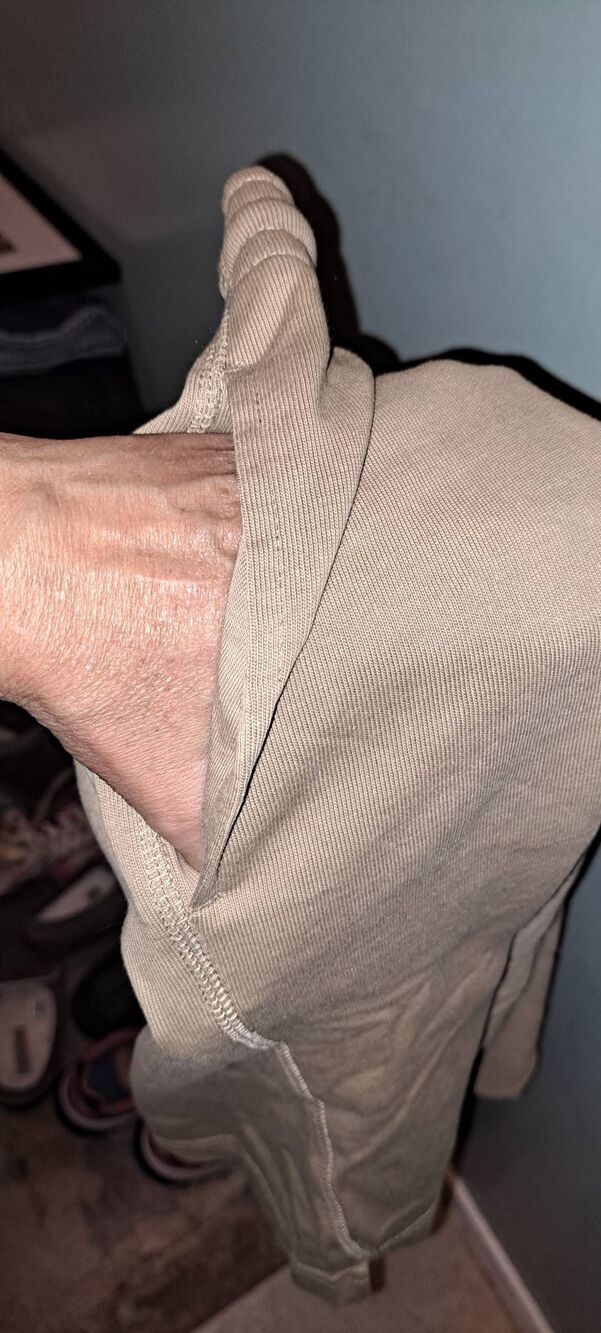 Nike Men’s Sportswear Knit Shorts Khaki Tan L Tall 34” Waist 9” Inseam NWT - Picture 4 of 6
